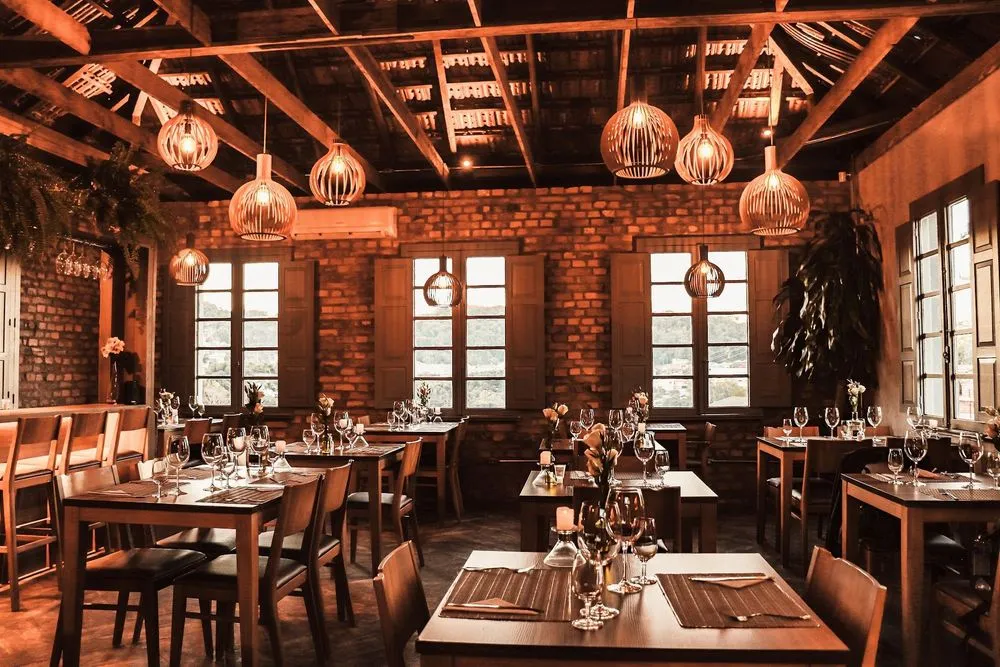 Foto: Cobo Restaurante & Wine Bar via Google Maps.